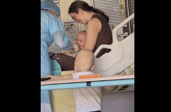 "Çocuk kalpleri, tercüme istemeyen bir dilde konuşuyor."