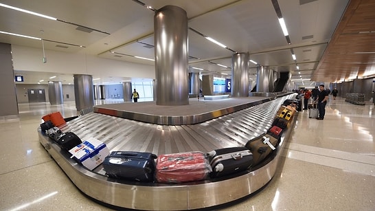 Travelers With Gray Suitcases Warned at Airports