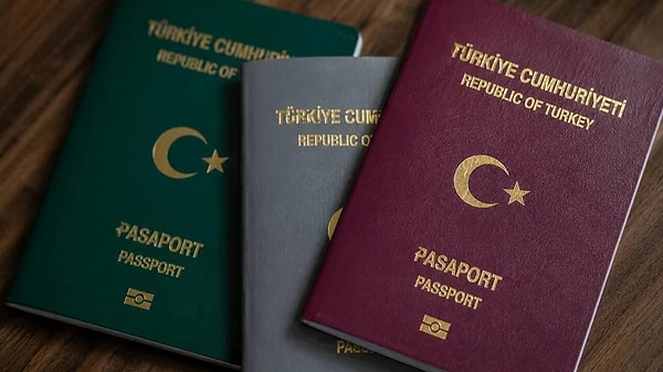 Hususi ve hizmet damgalı olarak bilinen yeşil ve gri pasaportları almak isteyen kamu çalışanları için başvuru süreci baştan aşağı yenilendi.