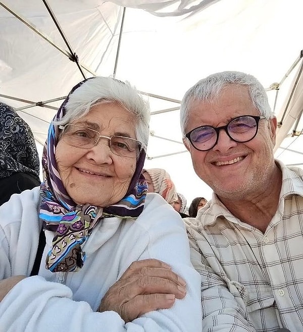 Uzun yıllardır kameralardan uzak yaşayan Engin Koç, geçtiğimiz günlerde yaptığı sosyal medya paylaşımıyla yeniden gündeme geldi.