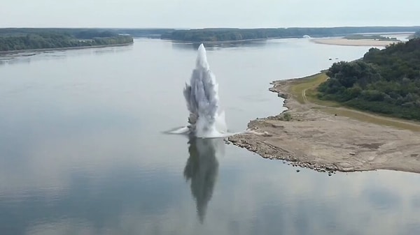 Askeri Ekipler Ve Uzman Dalgıçlar Sürece Doğrudan Katılım Sağlayarak Riskli Bölgeyi Temizledi