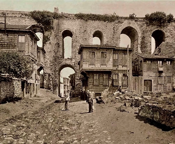 1900’lerin başında Bozdoğan Kemeri
