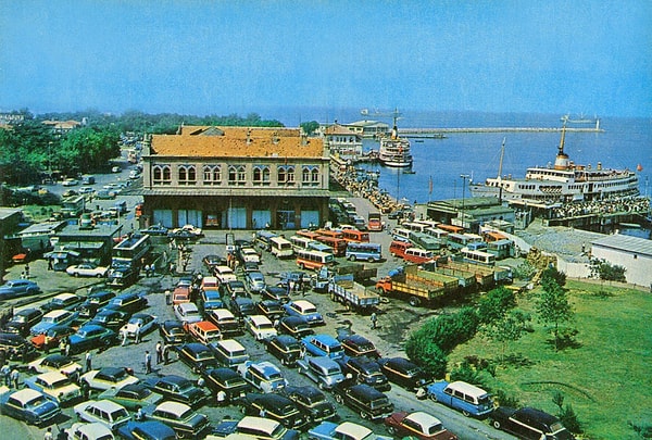 1970’lerde Kadıköy vapur iskelesi