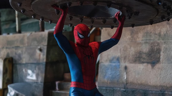 Marvel Sinematik Evreni'nin en sevilen kahramanlarından biri olan Örümcek-Adam, "Örümcek-Adam: Yepyeni Bir Gün" (Spider-Man: Brand New Day) filmiyle yeniden beyaz perdeye döndü.