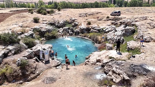Gölün yalnızca son yıllarda değil, geçmişte de kuruduğu belirtiliyor.