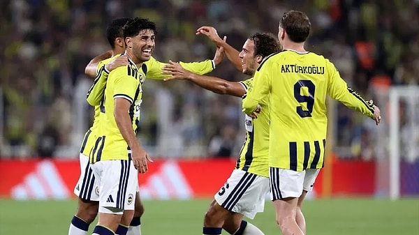 Kalan dakikalarda üstünlüğünü koruyan ve skoru elinde tutan Fenerbahçe, 1 - 0'lık galibiyetle tur atlamayı başardı ve adını play-off'a yazdırdı.