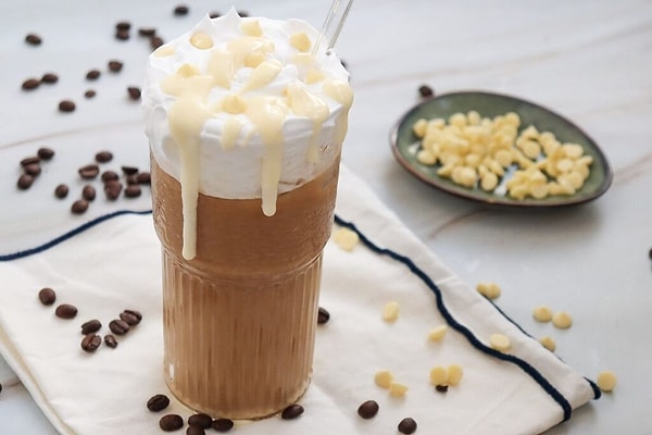 9. Iced White Chocolate Mocha