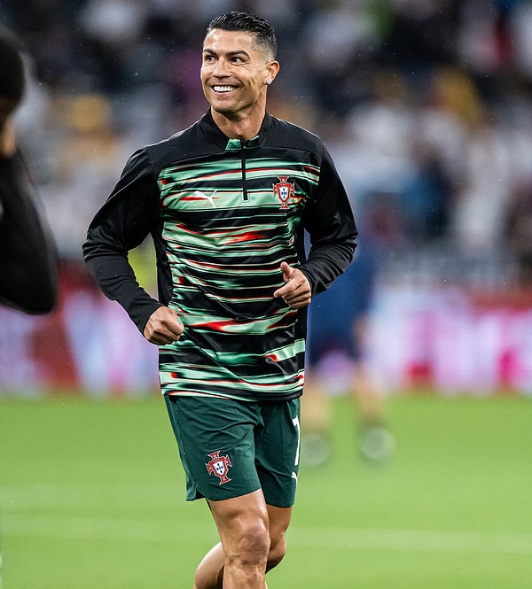 Futbol dünyasında “efsane” kelimesinin karşılığını aradığımızda Cristiano Ronaldo'yu listeye eklememek mümkün dahi değil.