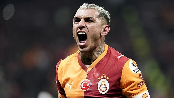 Galatasaray'ın orta sahadaki vazgeçilmez ismi Lucas Torreira, İstanbul'da peşini bırakmayan güvenlik sorunları nedeniyle sarı-kırmızılı kulüpten ayrılma kararı aldı.