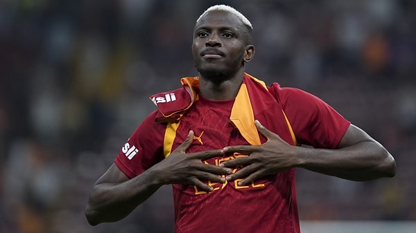 Arsenal, Osimhen’e uzun süredir ilgi duyuyor.