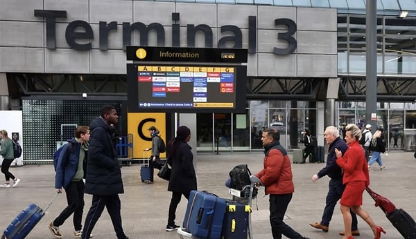 In the wake of the explosion that occurred in the early hours of the morning, airport authorities issued an emergency alert, cautioning drivers to refrain from using the highway.
