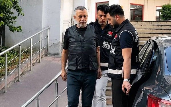 Yıllardır yardım denince akla gelen ilk isimlerden biri olan Haluk Levent, yaklaşık bir aydır bambaşka bir gündemle Türkiye'nin karşısında.