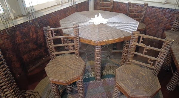 Not only the walls of the house, but also a large portion of the furniture inside were produced from compressed newspaper rolls.