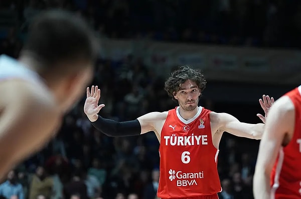 Cedi Osman, Türk takımlarına karşı gösterdiği performanslarla gündem oluyor.