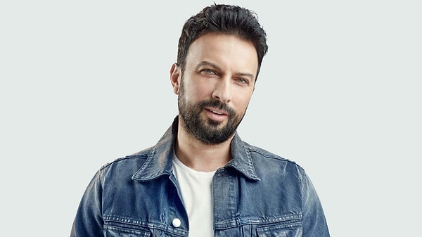 It's been suggested that Tarkan will be giving an exclusive concert in Marmaris on August 29, with attendance strictly limited to a select few invitees. The concert is reportedly set to take place at the luxurious D Maris Bay hotel, located in Marmaris Hisarönü.