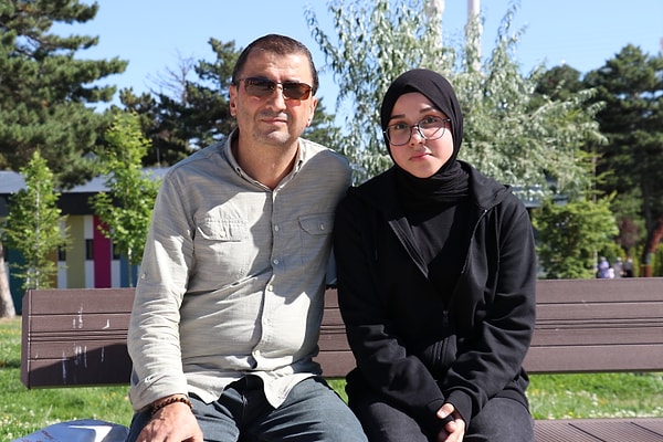 LGS'nin 500 tam puanlı şampiyonu, seçtiği liseyle şaşırttı.