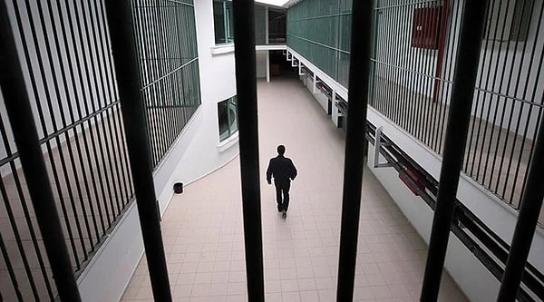AKP ve MHP yeni sistemle ilgili çalışma yapmayı değerlendiriyor.