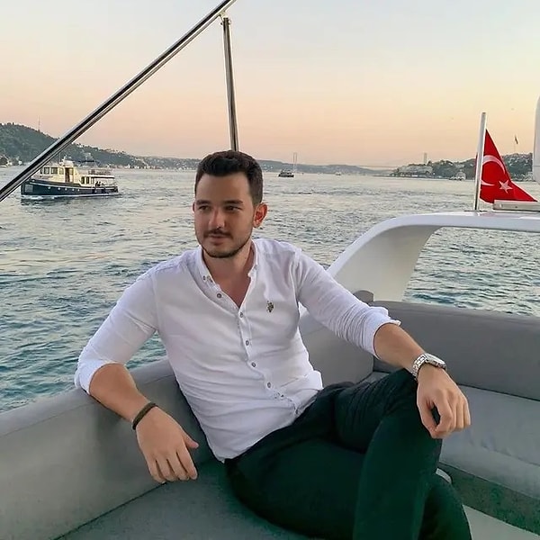 Yıllar sonra ortaya çıkan Ayberk Koçar’ın hem son hali hem de oyunculuk yerine seçtiği yeni mesleği dikkat çekti.