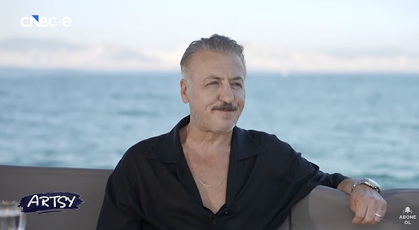 Ezel, Medcezir, Menajerimi Ara ve Ömer gibi sevilen dizilerde rol alan Barış Falay, CNBC-e'de yayınlanan Artsy programına konuk oldu.