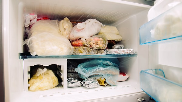 Despite the demands of a hectic work schedule, Dr. Lee Lewis never compromises on his diet. He lists the heart-friendly foods he always keeps on hand in his freezer and pantry as follows: