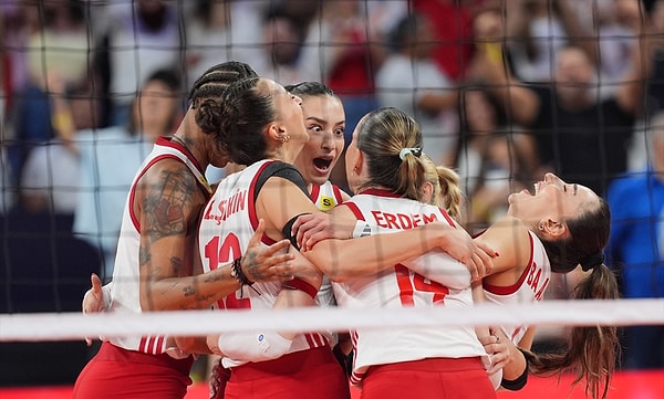 İlk set başladı...