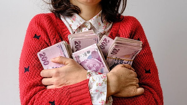 Çocuk bakım yükümlülüğü bulunan çalışanlara kısmi ya da tamamen uzaktan istihdam imkanı sunulacak.