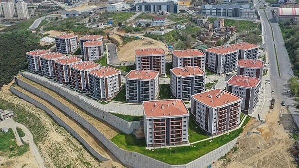 İstanbul'da 435 bini aşkın konut yenilendi.