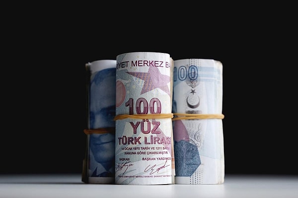 Listenin ilk sırasında tesisatçılık var; 55 bin liradan başlayan aylık kazanç 100 bini rahatlıkla aşabiliyor.