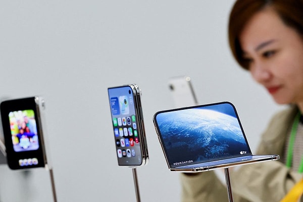 Standart iPhone 18 İçin 2027 Baharı: Apple Takvimi İkiye Böldü