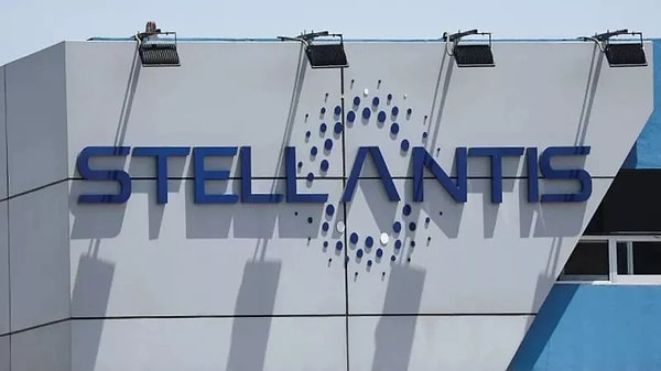 Stellantis çatısındaki Jeep'te lastik basıncı sistemi düşük basıncı zamanında sürücüye haber veremiyor.