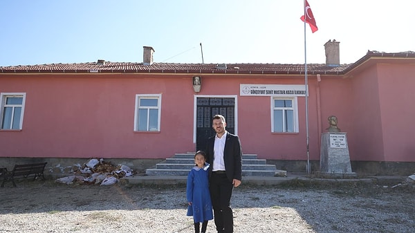 Geçen yıl sınıfta tek başınaydı