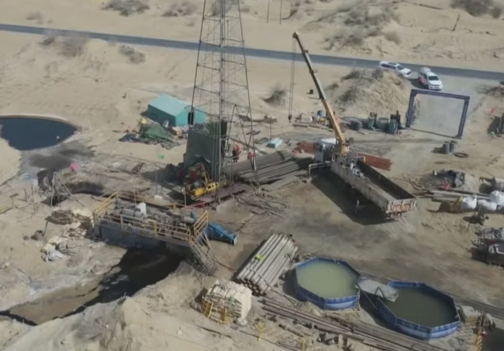 Shocking Geological Discovery: Massive Water Sources Found Under Sea of Death Desert