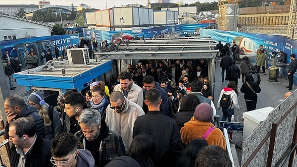 Örnek alınan sistem metrobüste yıllardır işliyor: 1 durak 33,08 lira, 34 durak sonrası 68,59 lira.