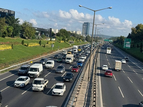 Türkiye genelinde trafiğin faturası 40 ila 70 milyar dolar arasında hesaplanıyor.