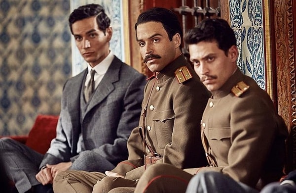 Ekin Koç'un yabancı yapımlardaki ilk durağı, iki Oscar'lı ismin imzasını taşıyan Ali ile Nino filmi oldu.