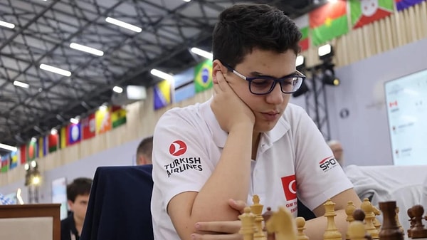 Yağız Kaan olimpiyatı yenilgisiz tamamladı.