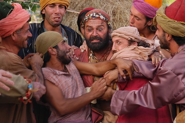 7. Hacivat Karagöz Neden Öldürüldü? - Karagöz