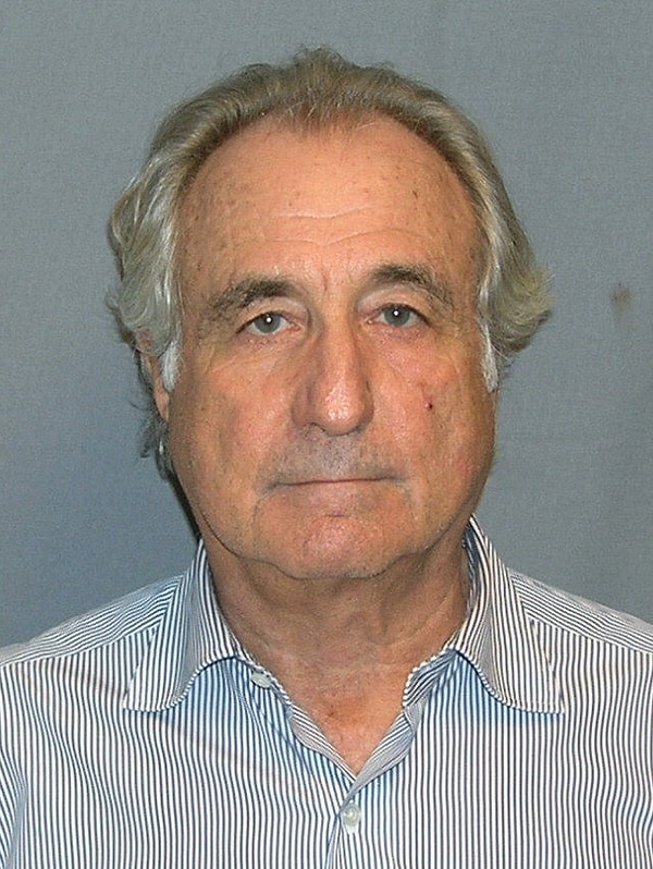 Bernard Madoff'un 64,8 milyar dolarlık saadet zinciri, onu kendi oğulları ihbar edince çöktü.
