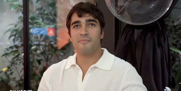 Susuz Yaz'da Osman'a Mert Ramazan Demir, Bahar'a Lizge Cömert, Hasan'a ise Batuhan Bozkurt Yüzügüleç hayat veriyor.