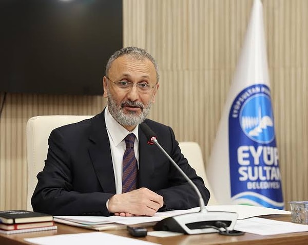 Eyüpsultan Belediye Başkanı Mithat Bülent Özmen’in de aralarında olduğu 28 kişi gözaltında!
