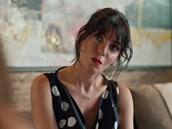 İkinci sırada Ceren Moray'ın hayat verdiği Aybüke yer aldı.