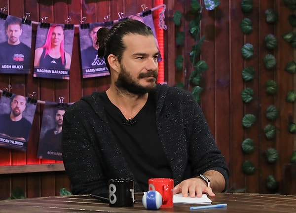 Hakan Hatipoğlu, Gel Konuşalım programında eski bir Survivor yarışmacısı hakkında şaşkınlık yaratan bir iddiada bulundu.