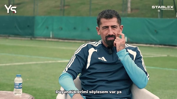Soruya doğrudan bir neden söylemedi.