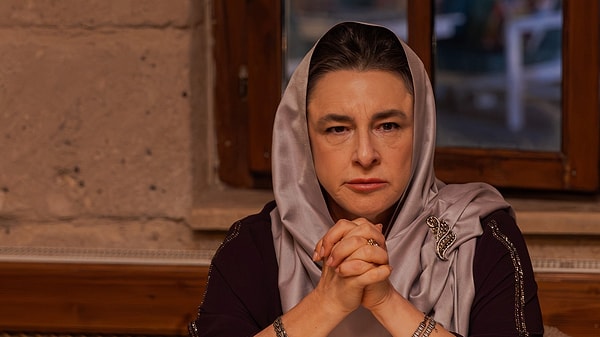 Esra Dermancıoğlu, şive eleştirilerinin ardından Meryem için "büyük bir müjde" verdi.