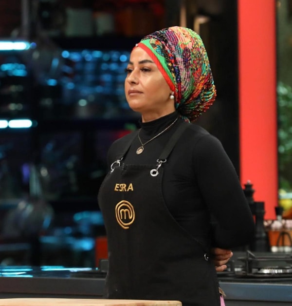 Esra Tokelli, 2020'de onuncu olduğu MasterChef'e All Star ile geri döndü ve kupayı kaldırdı.