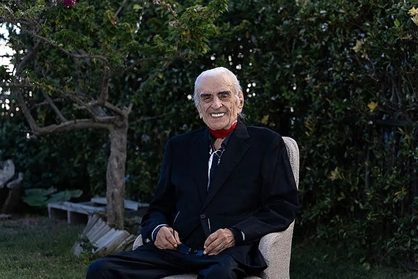 Alpay'ın Albümleri Neler?