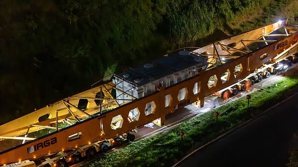 Yükün geçmesi için Serra Nova tünelleri trafiğe kapatıldı.