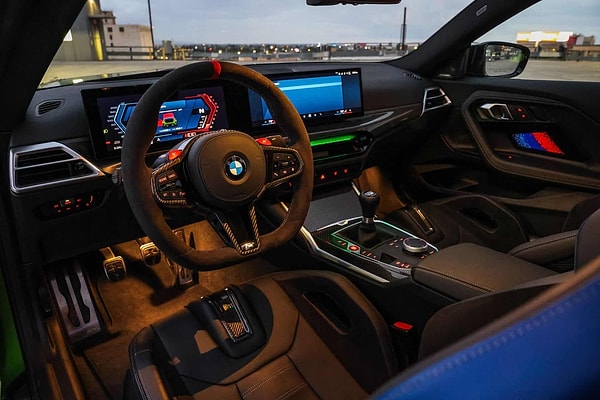 Hangi BMW M Modellerinde Hâlâ Manuel Vites Var?
