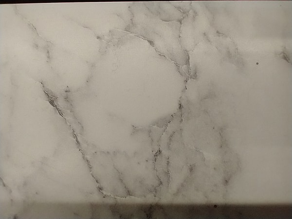 Mermer ve granit tezgahlar aşınabiliyor