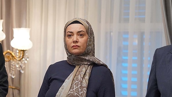 Kızılcık Şerbeti yapımcısı Faruk Turgut'a göre uzun soluklu dizilerde karakterlerin değişmesi kaçınılmaz.